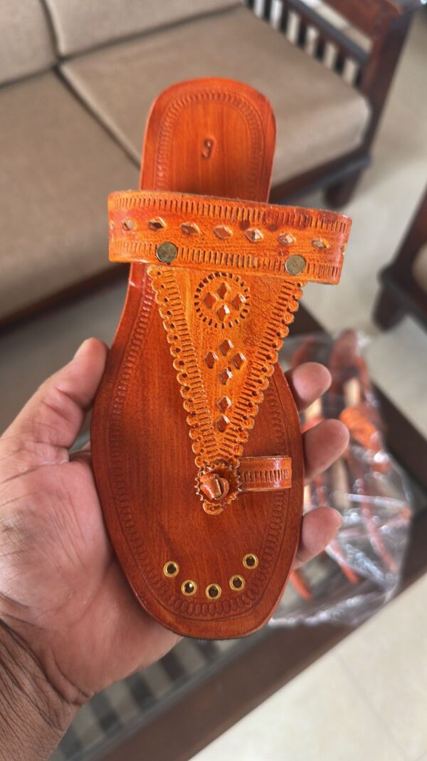 Handcrafted Leather Kolhapuri Chappal – Classic T-Strap Design in Polished Tan